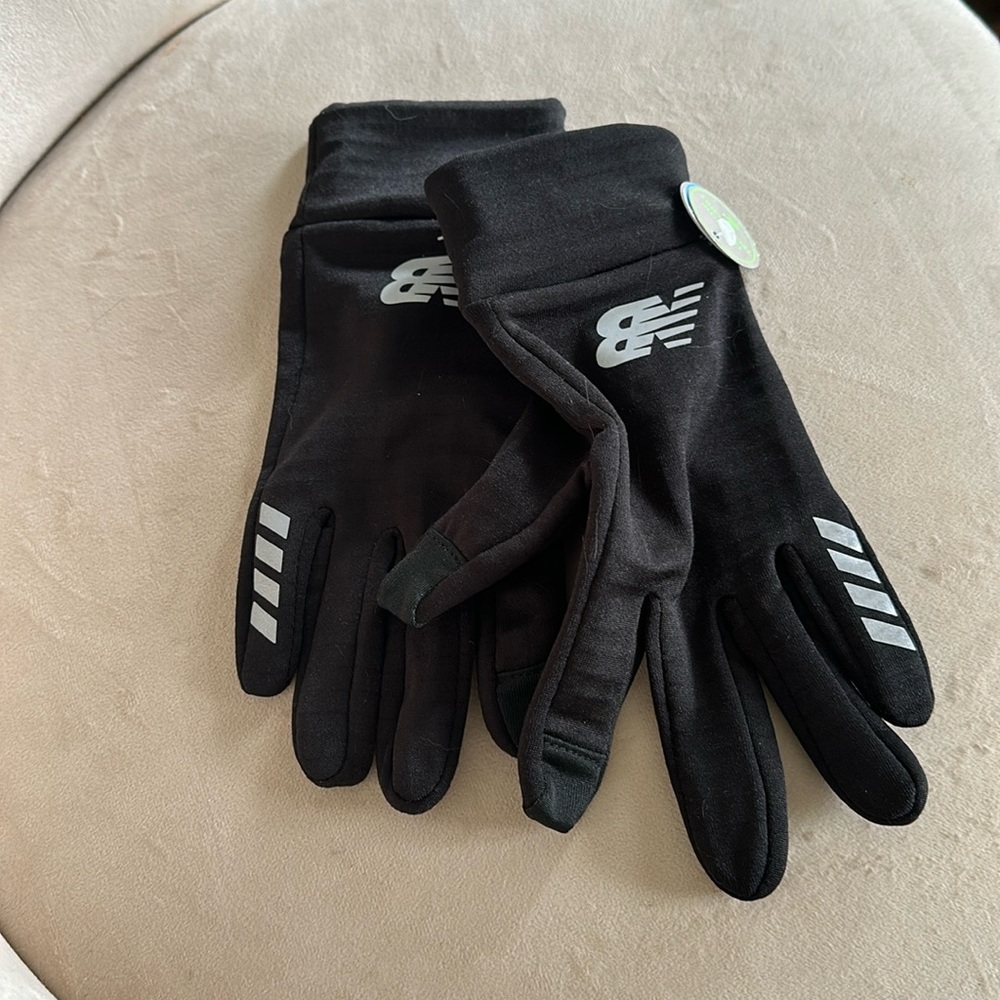 New balance gloves